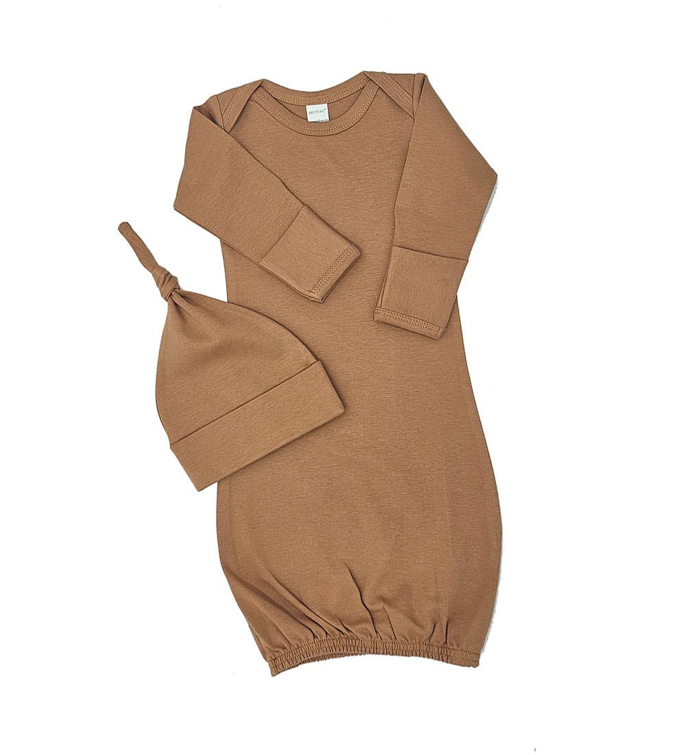 MONAG - Organic Long Sleeve Baby gown and knotted Beanie Gift Set