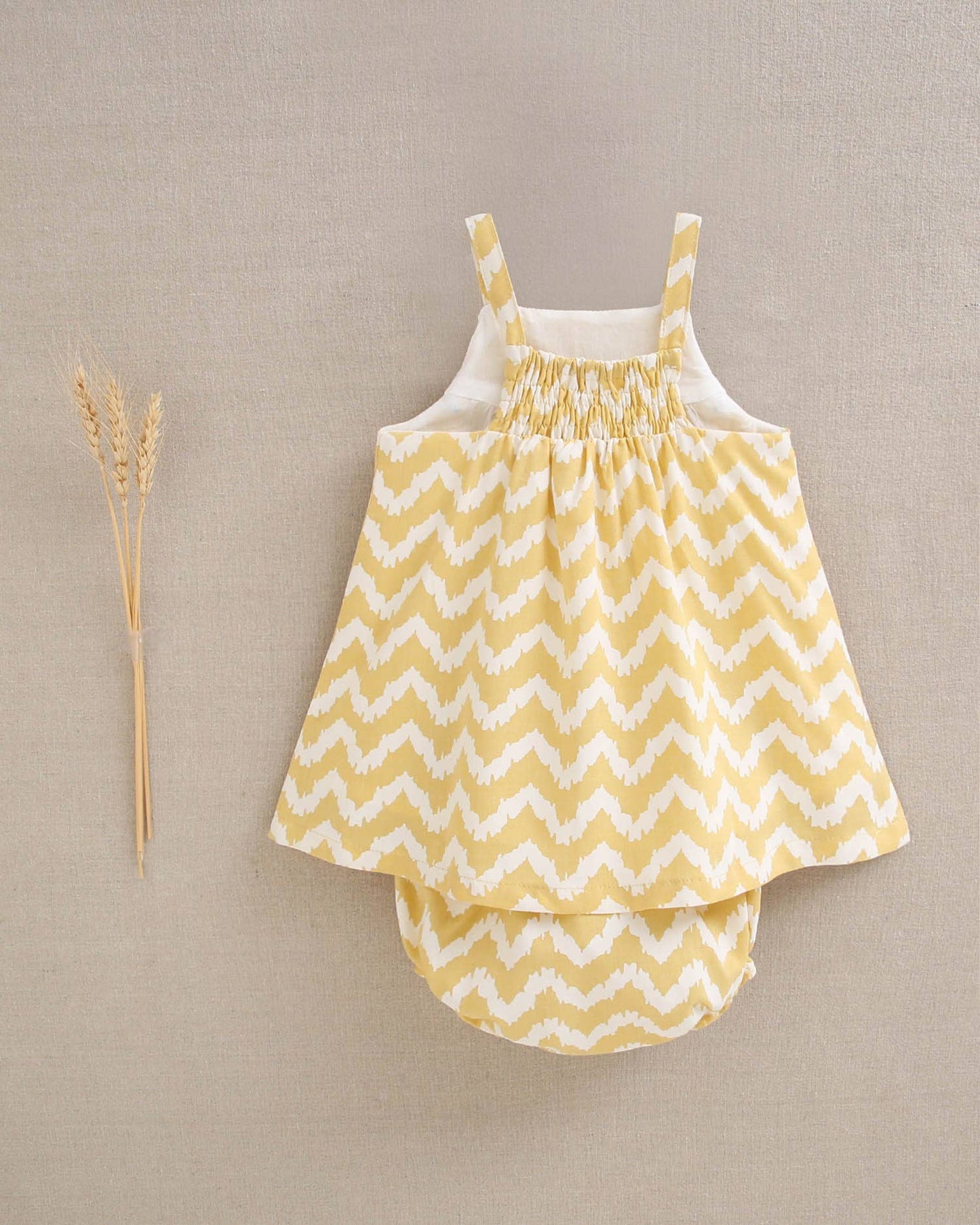 Dadati - Mustard and white zigzag baby dress with matching panties