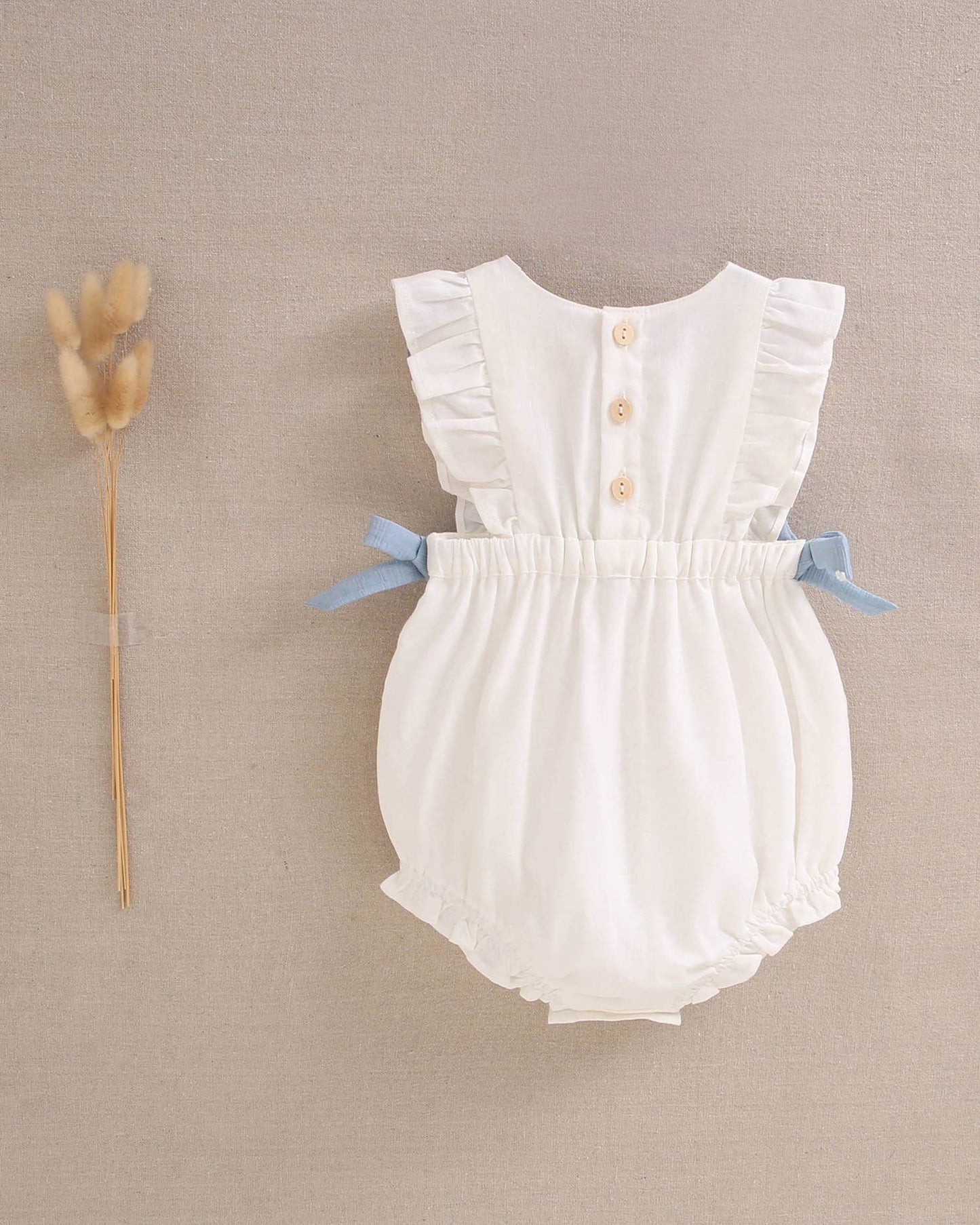 Dadati - White baby girl romper with blue side bows