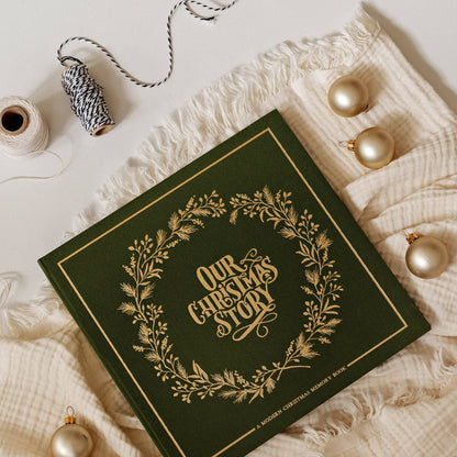 Paige Tate & Co. - Our Christmas Story: A Keepsake and Memory Book for Families