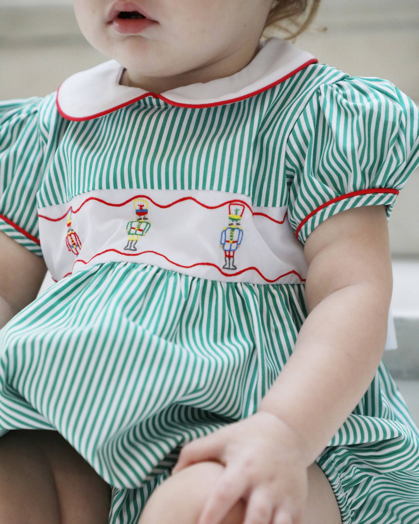 The Yellow Lamb - Kelly Christmas Bubble