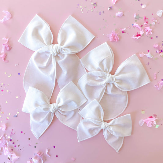 Tiny Wonders Bows - White