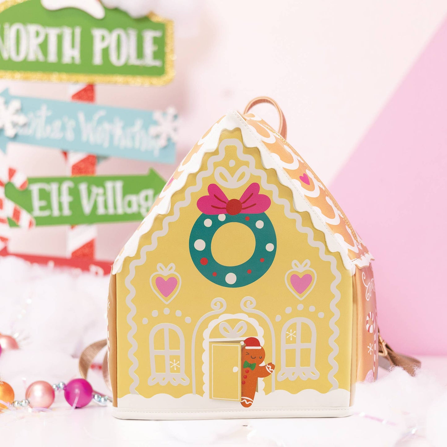 Bewaltz - GLOW-IN-THE-DARK Gingerbread House Backpack 🏠