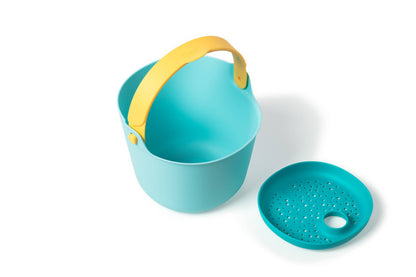 Quut Toys - Quut Bucki - Bucket & Sand Sifter. Beach Sand and Pool Toy.
