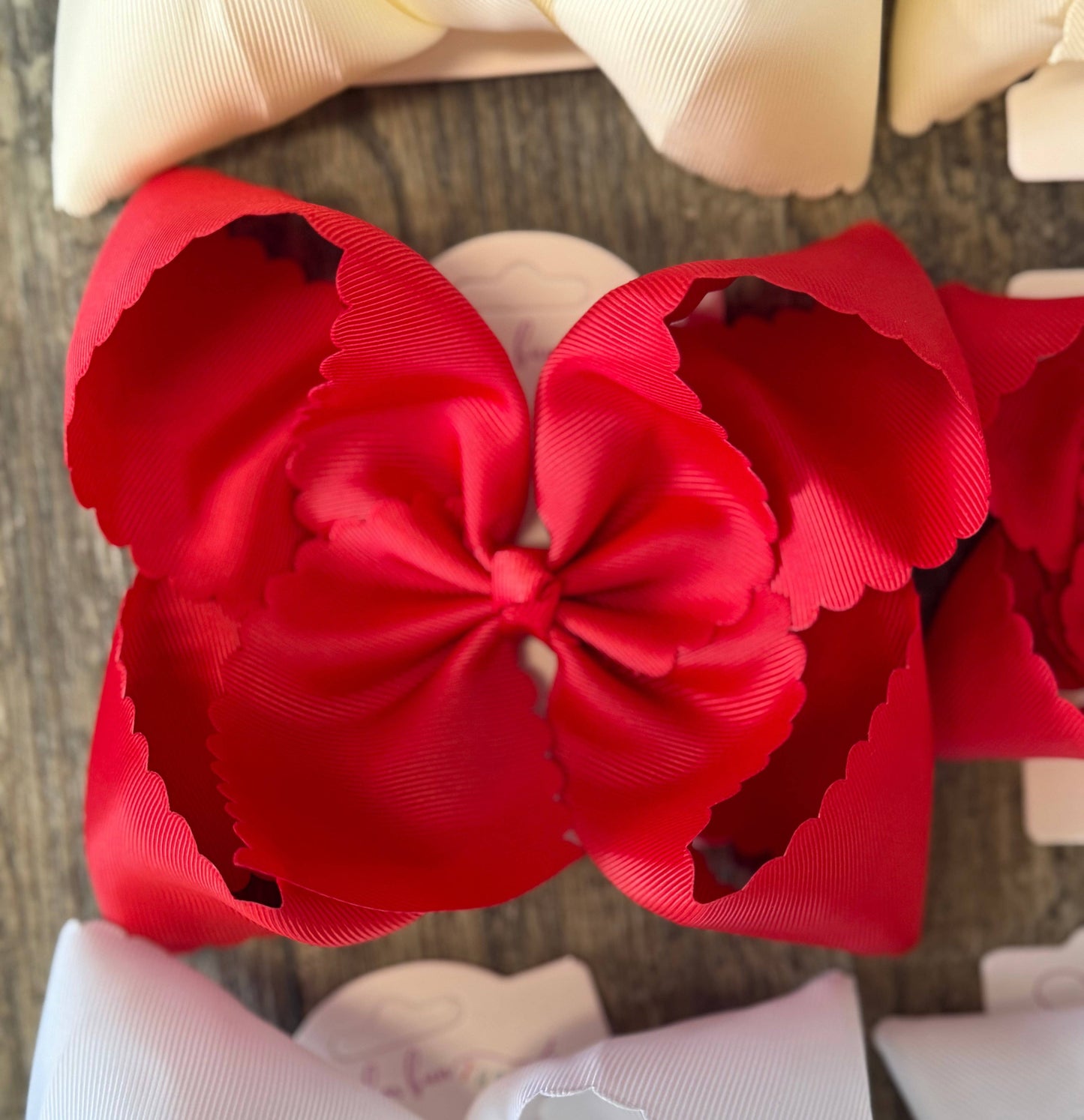 Just For Fun Threads - Scallop Edge Hair Bows