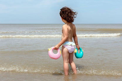 Quut Toys - Quut Cana Small - Playful Watering Can. Beach and Sand Toy.