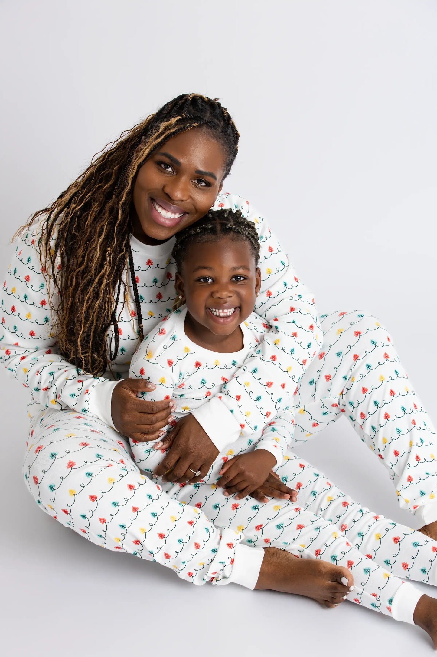 Monica + Andy - Holiday Kids Two-Piece Pajama Set_Holiday Tree Lights