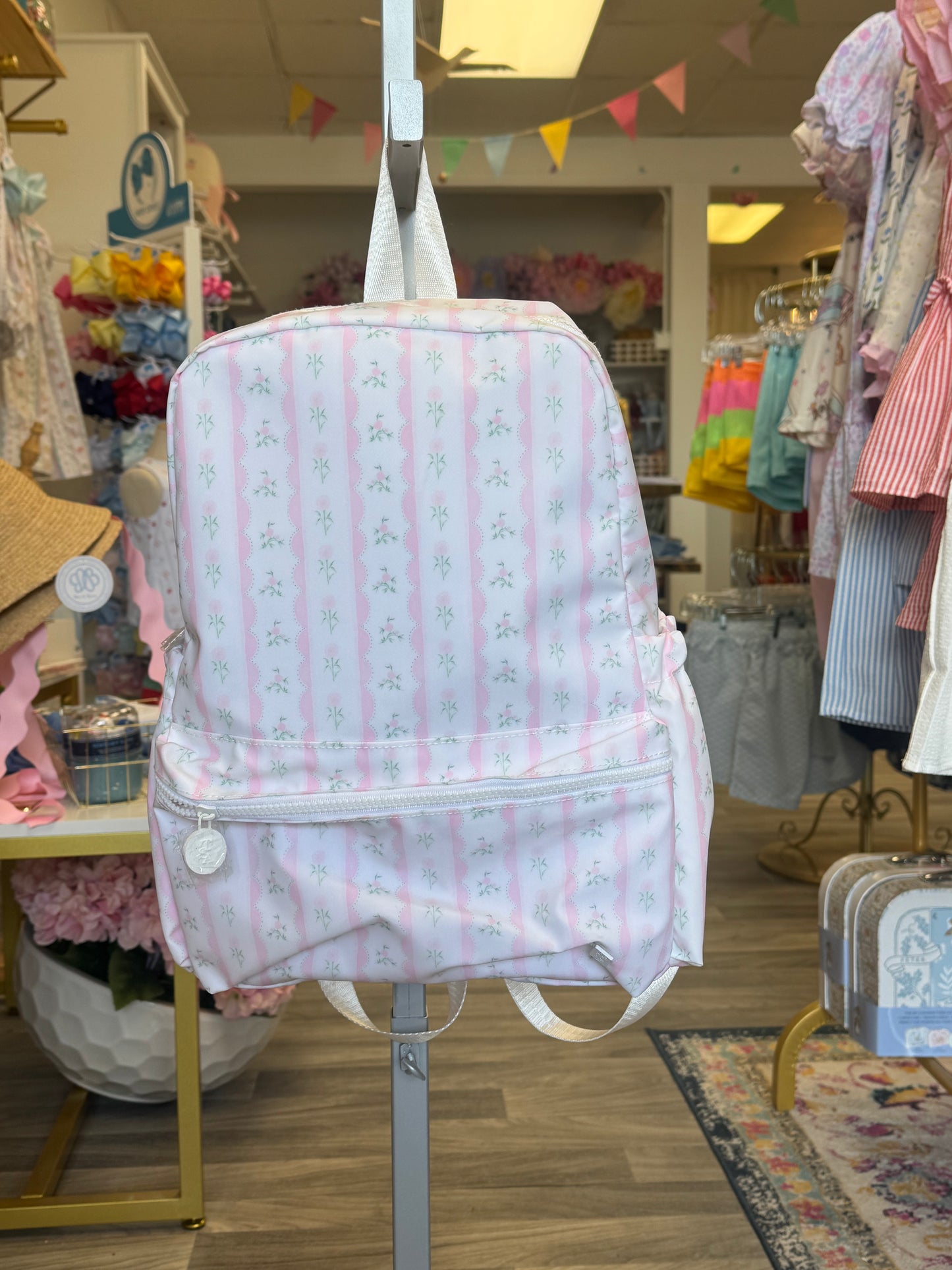 TRVL BACKPACK