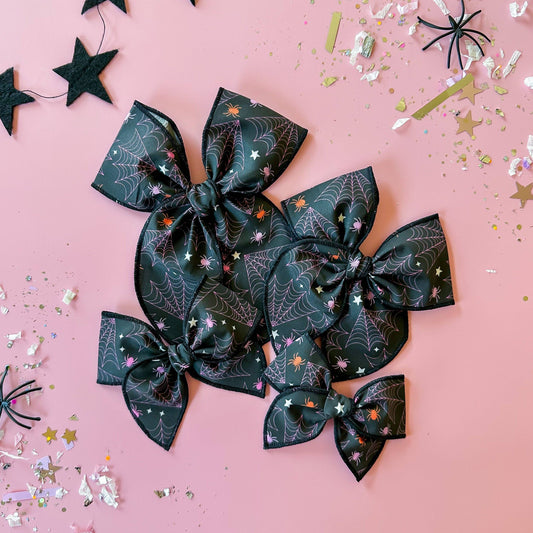 Tiny Wonders Bows - Pink Spider Webs