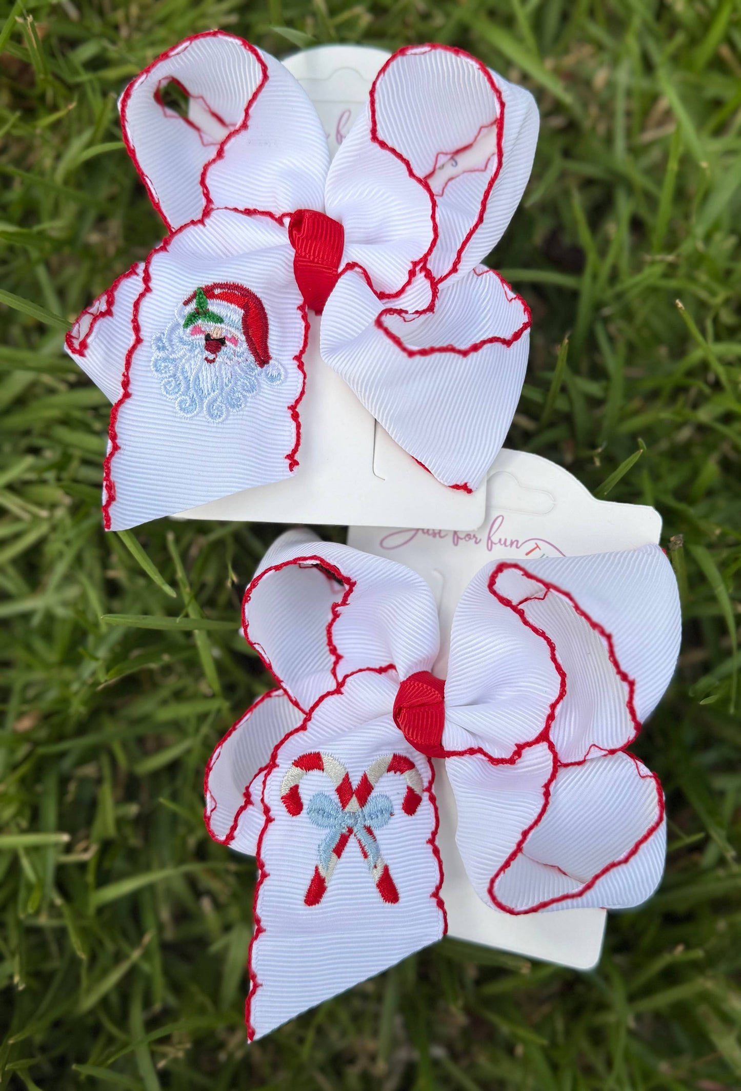 Just For Fun Threads - Santa Embroidered Moonstitch Hair Bow