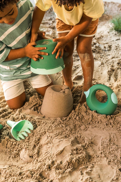 Quut Toys - Quut Bucki - Bucket & Sand Sifter. Beach Sand and Pool Toy.