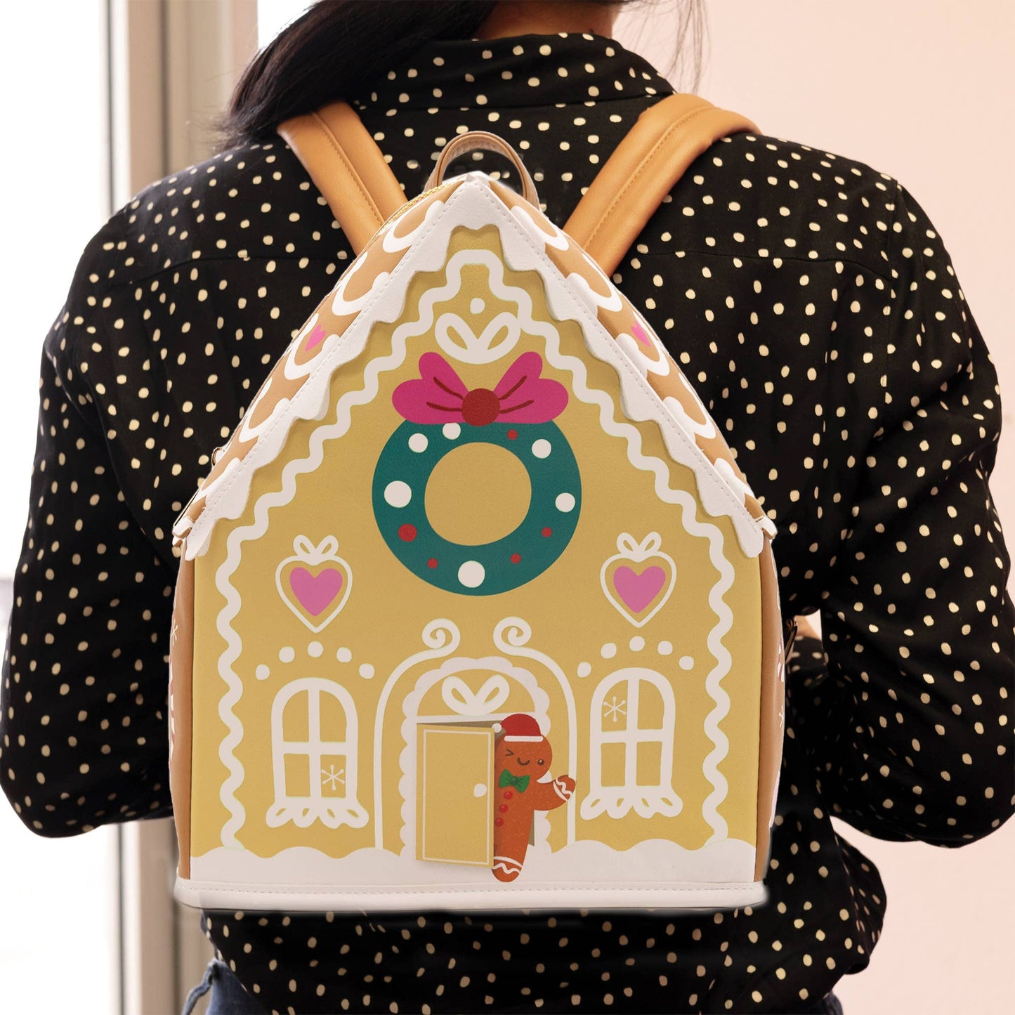 Bewaltz - GLOW-IN-THE-DARK Gingerbread House Backpack 🏠