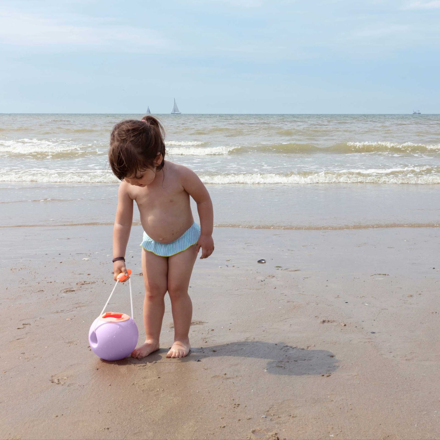 Quut Toys - Quut Mini Ballo - Kids smart, modern design no spill bucket